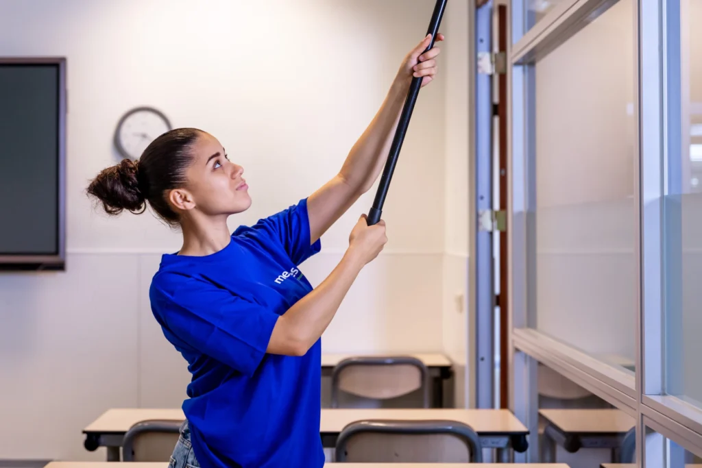Schoonmaak scholen transparantie en communicatie