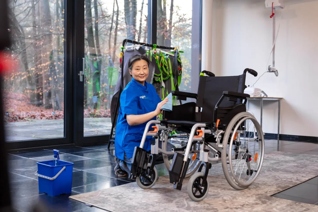 Zorg schoonmaak rolstoel
